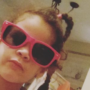 Meet your Posher, Kelli